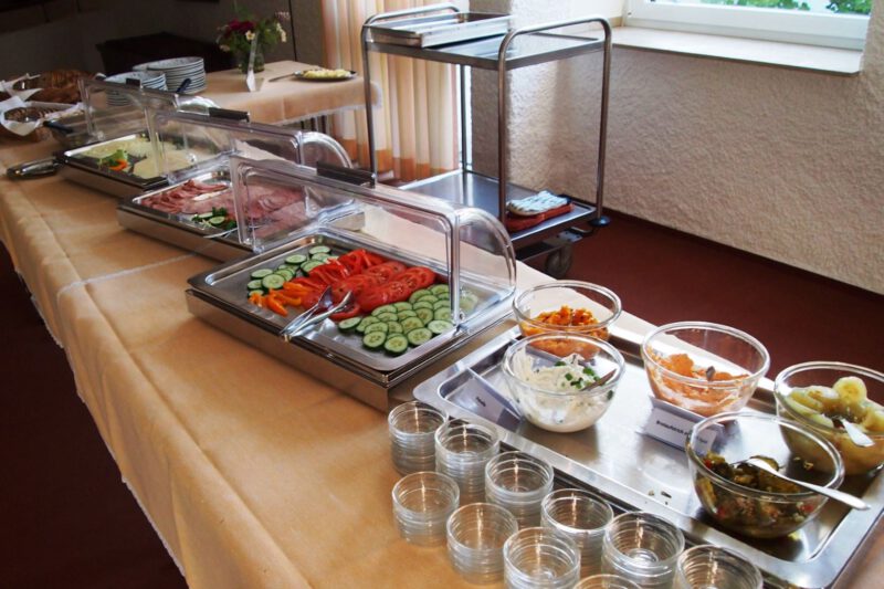  Leckereien am Buffet 