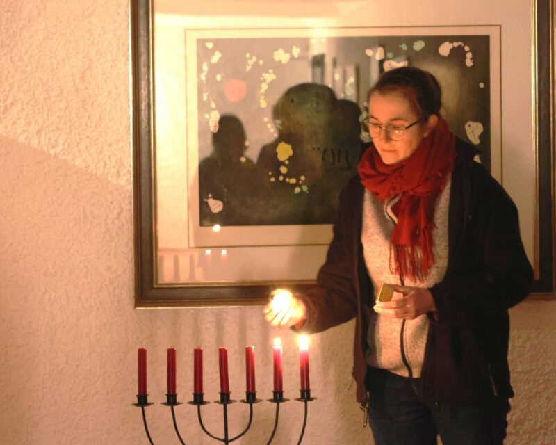 Feierlicher Abschluss vor und in der Kapelle