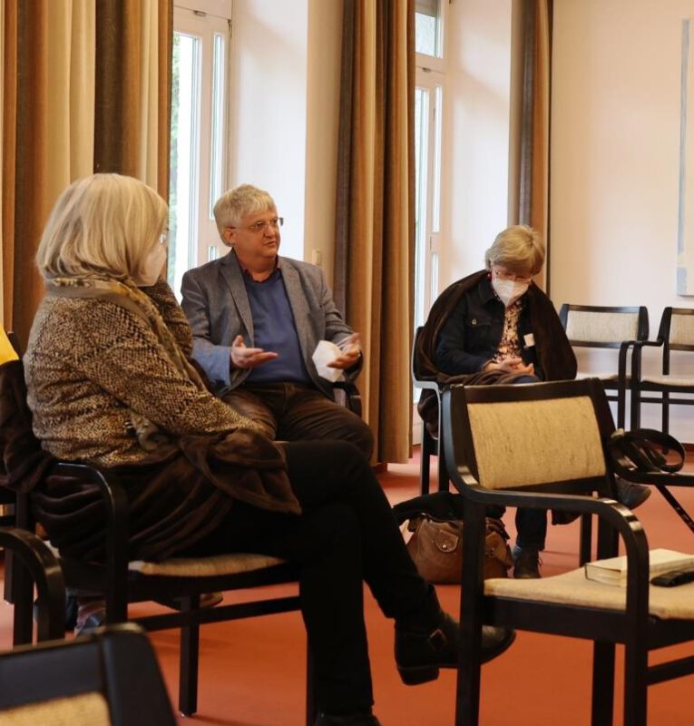 In der Diskussion: Dr. Gerhards....