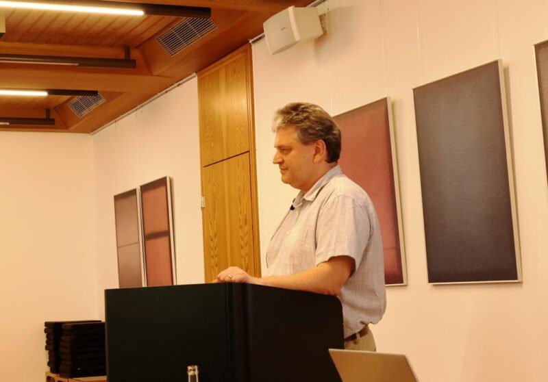 ...und Damian Lazarek