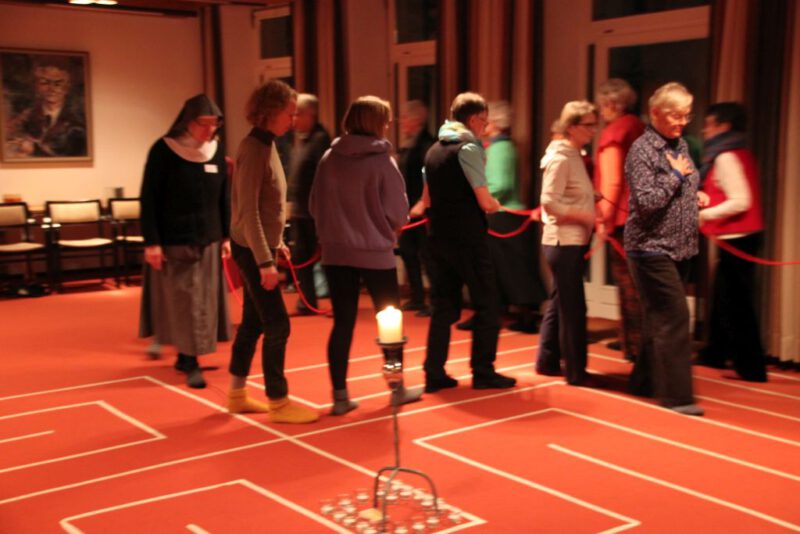 Das Labyrinth ertanzen V