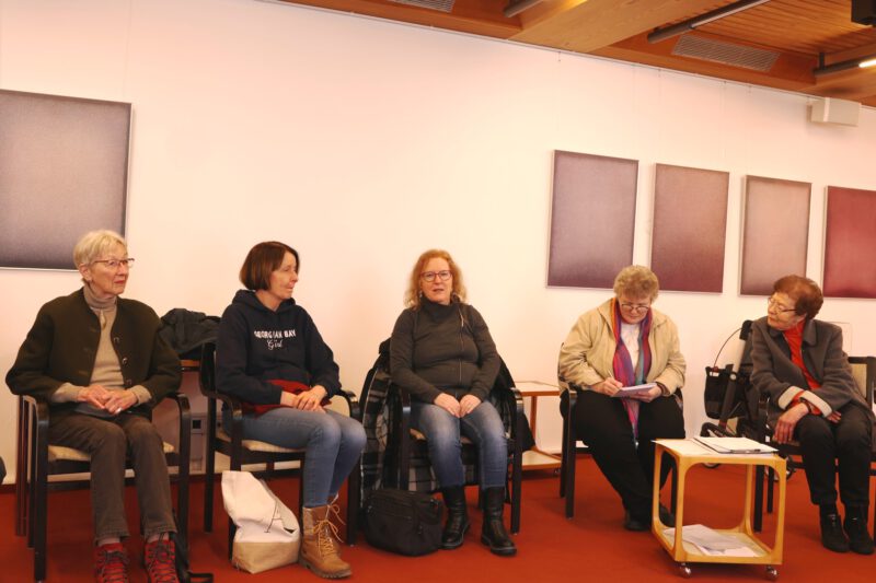 Beim Abschlussgespräch - Vorschläge für das nächste Seminar werden notiert