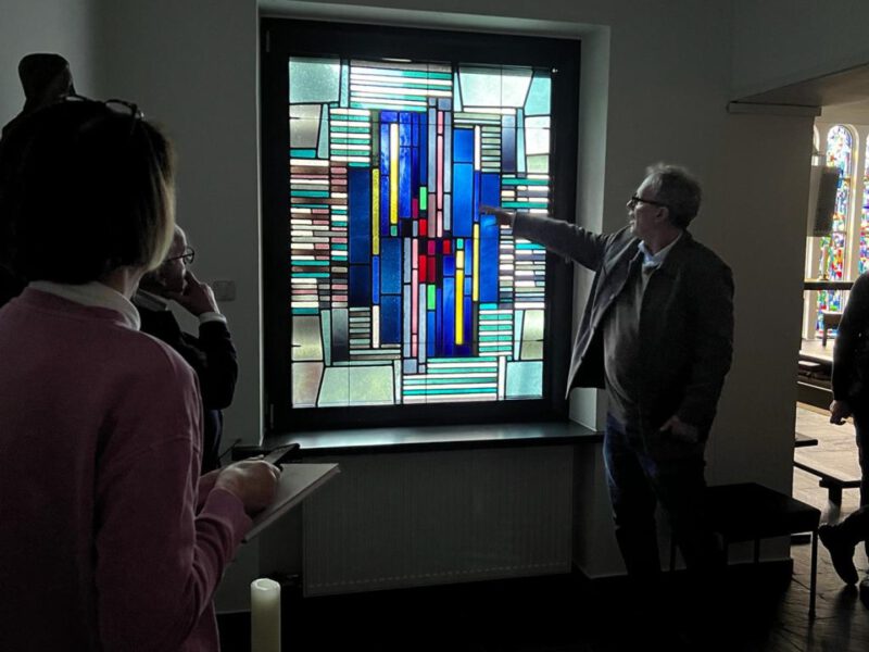 Glasfenster in der Hegge-Kapelle