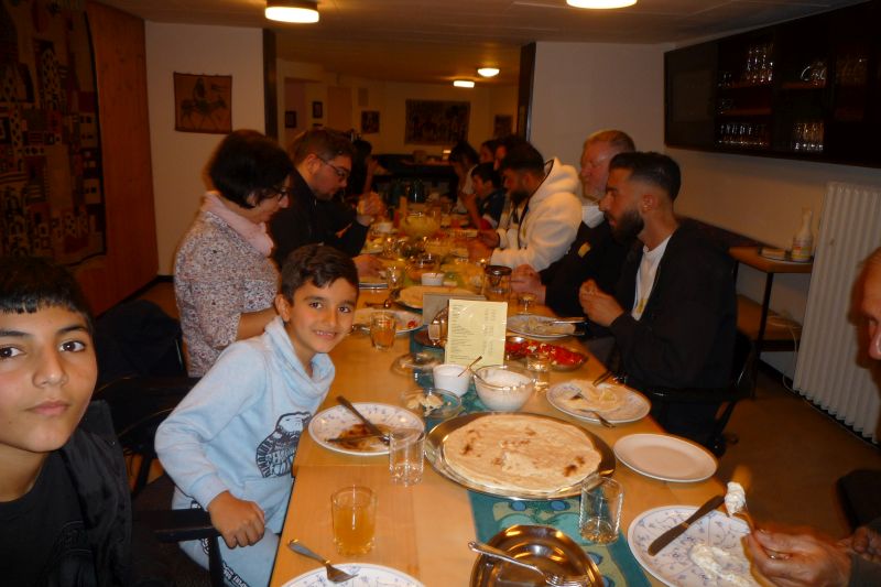 Internationales Abendessen
