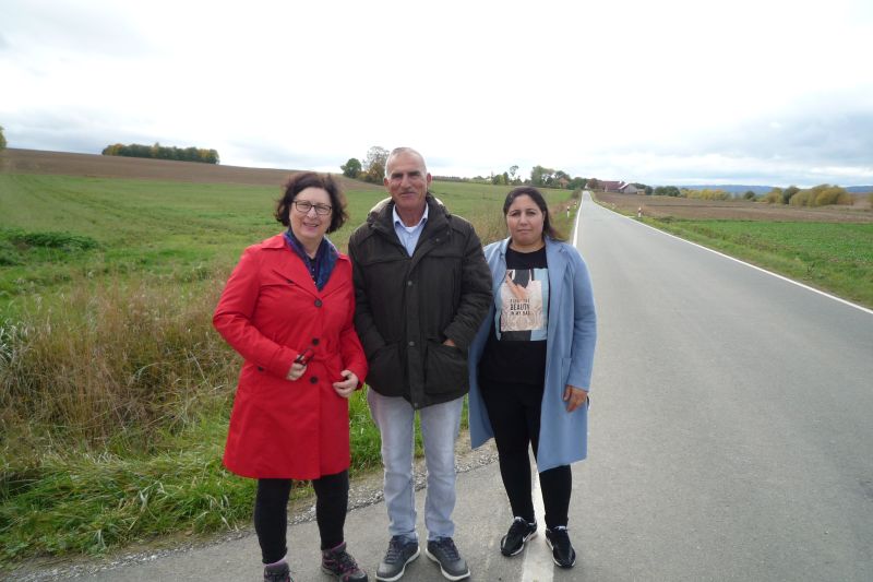 Gedankenaustausch beim Spaziergang