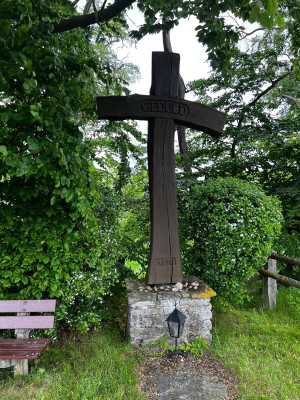 Steine Symbole für eigene Lasten